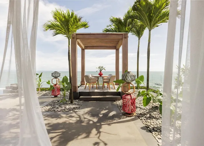 Regent Bali リゾート 5*